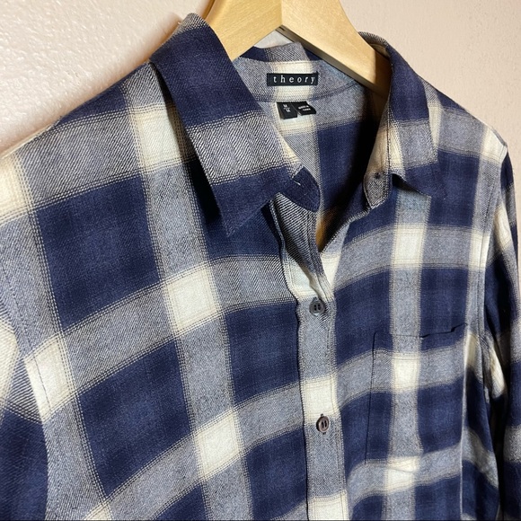 Theory Simara Wool Blend Button Up Plaid Top Size Medium - Picture 4 of 8